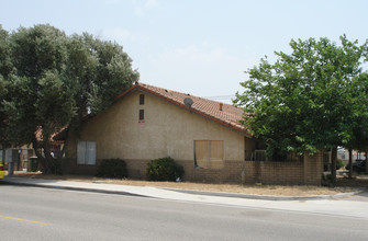 24221 Postal Ave in Moreno Valley, CA - Building Photo - Building Photo