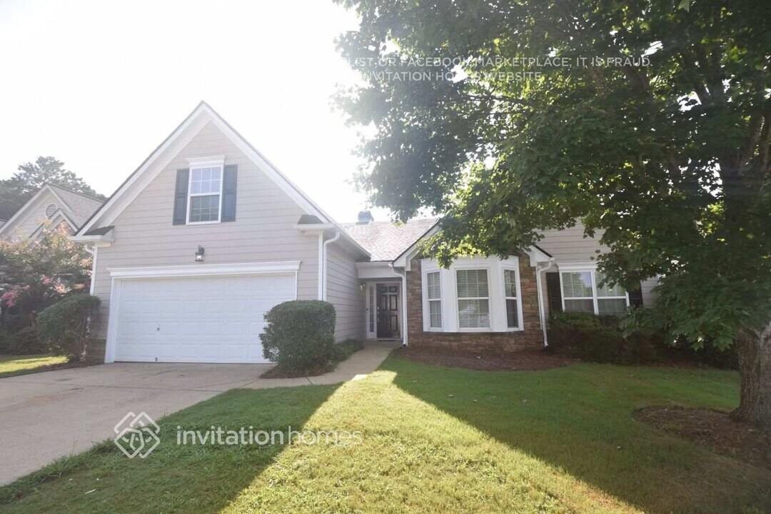 1044 Southwood Dr in Villa Rica, GA - Building Photo