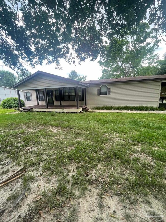 649 Hwy 95A N in Cantonment, FL - Building Photo - Building Photo