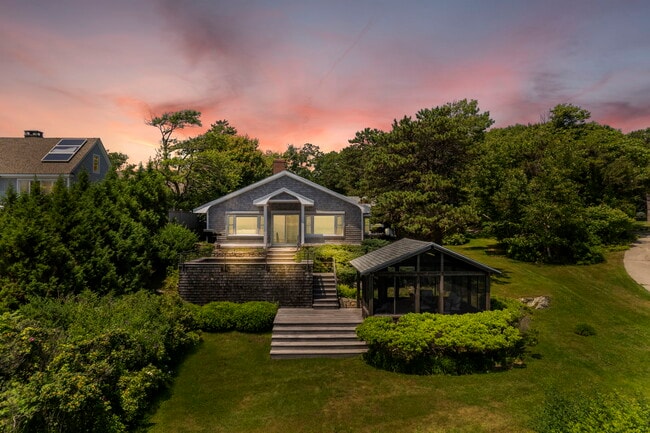 property at 7 Cragmere Way