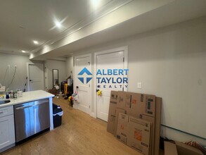 162 Allston St, Unit 5 in Boston, MA - Building Photo - Building Photo