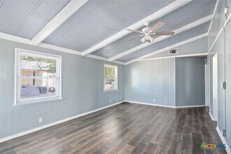 1505 Elyse Dr in Killeen, TX - Foto de edificio - Building Photo