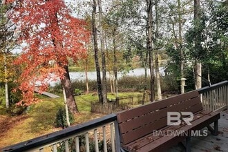 31 Lake Shore Dr in Daphne, AL - Building Photo - Building Photo