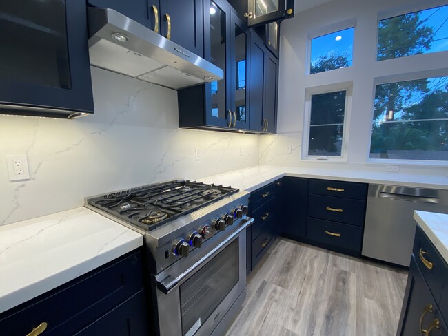 2012 Uptown Aly in Sacramento, CA - Building Photo - Building Photo