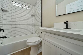 4120 35th St in Sacramento, CA - Building Photo - Building Photo
