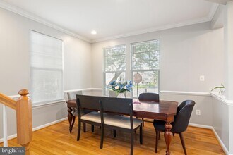 14348 Sharpshinned Dr in Gainesville, VA - Building Photo - Building Photo