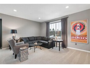 8957 SW Village Loop in Chanhassen, MN - Building Photo - Building Photo