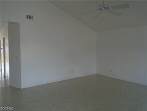 1226 Trafalgar Pkwy in Cape Coral, FL - Building Photo - Building Photo
