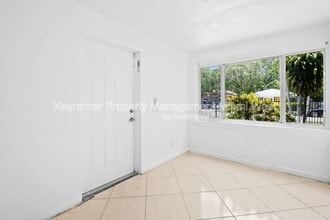 7770 NW 9th Ave in Miami, FL - Building Photo - Building Photo