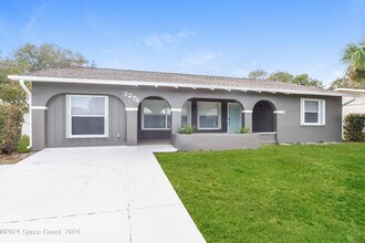 3278 Galleon Ave NE in Palm Bay, FL - Building Photo - Building Photo