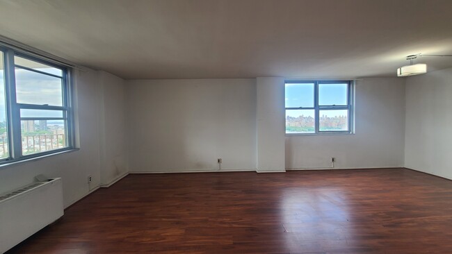 6040 Boulevard E, Unit 30B