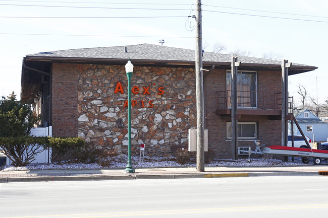 Alex's Apartments in Hammond, IN - Building Photo - Building Photo