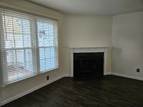 116 St Andrews Ln in Chapel Hill, NC - Building Photo - Building Photo