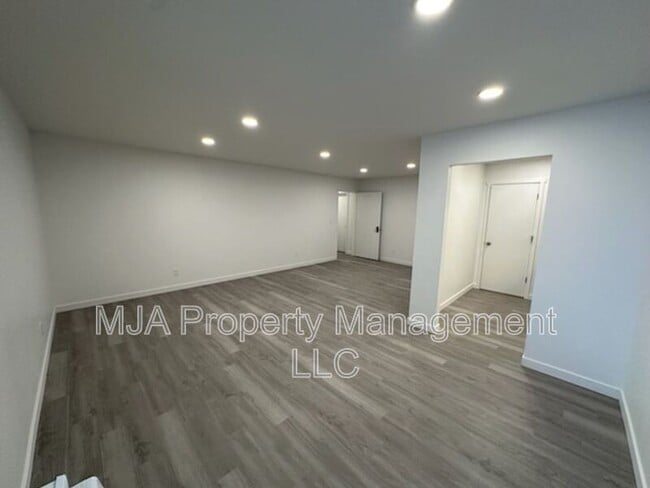 500 East Fort Union Blvd in Midvale, UT - Building Photo - Building Photo