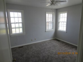 2441 NW 32nd St in Oklahoma City, OK - Foto de edificio - Building Photo