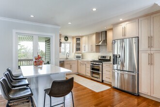 1406 Edgefield Ln in Hoffman Estates, IL - Building Photo - Building Photo