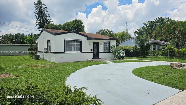626 S 28th Ave in Hollywood, FL - Building Photo - Building Photo