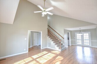 497 Steffi St in Clarksville, TN - Building Photo - Building Photo