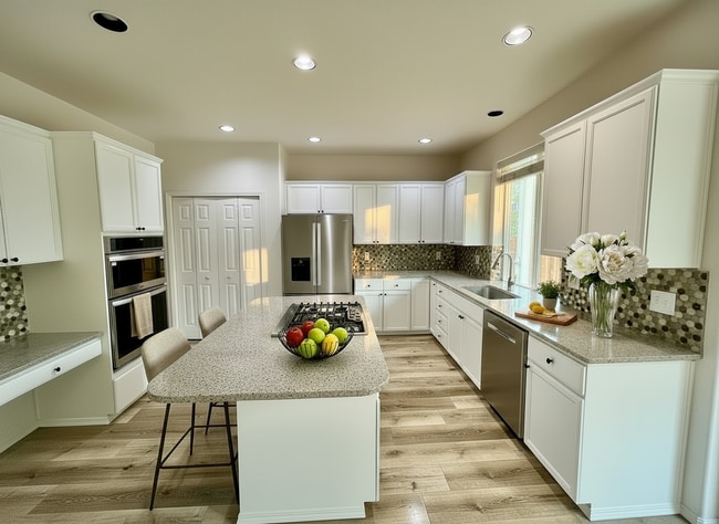 5906 NE Skipton St in Hillsboro, OR - Building Photo - Building Photo