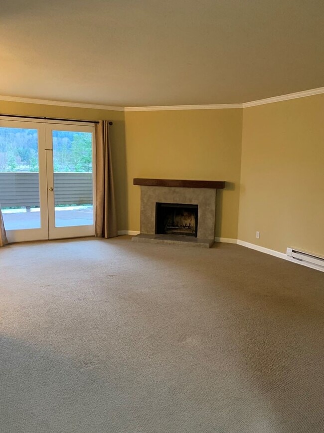 property at 10514 NE 32nd Pl