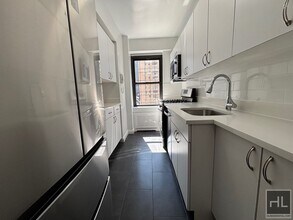 EAST 57 STREET, Unit 7C in New York, NY - Foto de edificio - Building Photo