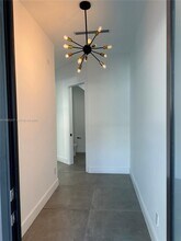 4625 SW 32nd Ave in Fort Lauderdale, FL - Building Photo - Building Photo