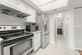 7108 Coral Gables Cir in San Jose, CA - Building Photo - Building Photo