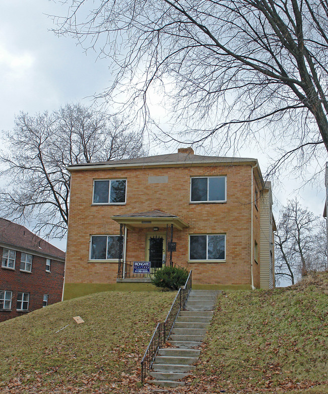 148 Santa Clara Ave in Dayton, OH - Foto de edificio - Building Photo