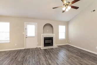 3205 Forest Creek Ct in Gastonia, NC - Foto de edificio - Building Photo