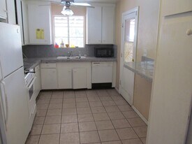 1425 E Hudson Dr in Tempe, AZ - Building Photo