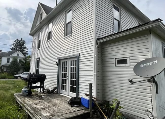 58 Pleasant Ave in Elkins, WV - Building Photo - Building Photo