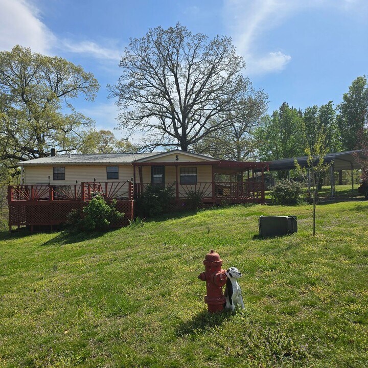5750 White Dr in Batesville, AR - Building Photo