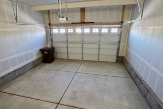 16082 S Truss Dr in Bluffdale, UT - Building Photo - Building Photo