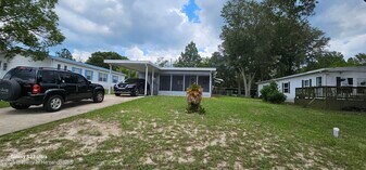 15038 Brookridge Blvd in Brooksville, FL - Building Photo