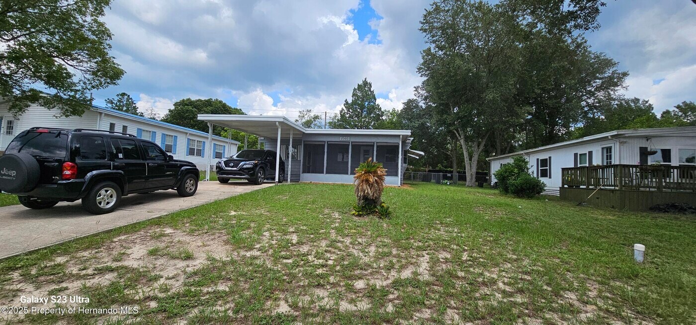 15038 Brookridge Blvd in Brooksville, FL - Building Photo
