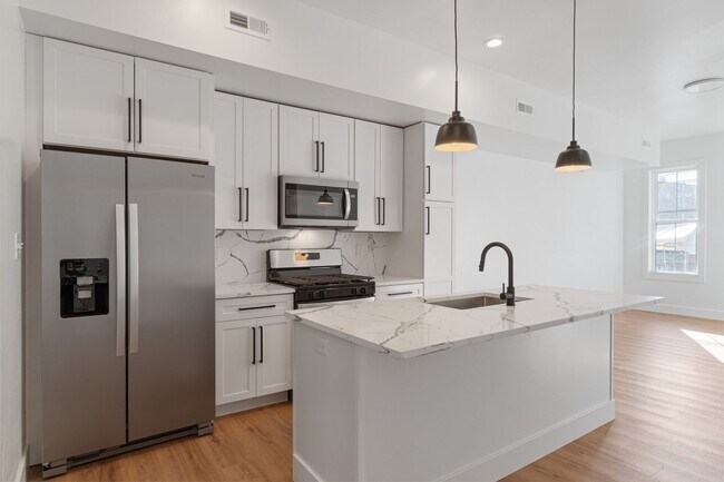 506 Foreland St in Pittsburgh, PA - Building Photo - Building Photo