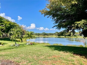 2426 Verdmont Ct in Cape Coral, FL - Foto de edificio - Building Photo