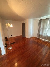 310 E Delavan Ave in Buffalo, NY - Building Photo - Building Photo