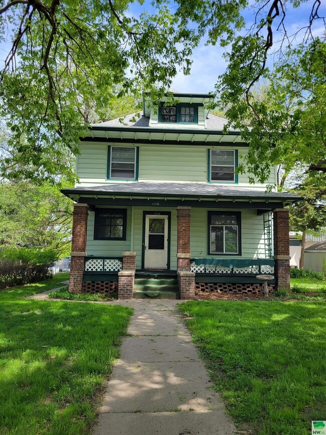 1116 S Glass St in Sioux City, IA - Building Photo - Building Photo