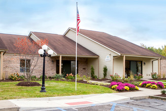 The Retreat Apartment Homes in Elkhart, IN - Building Photo - Building Photo