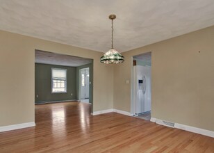 7 Van Norden Rd in Burlington, MA - Building Photo - Building Photo