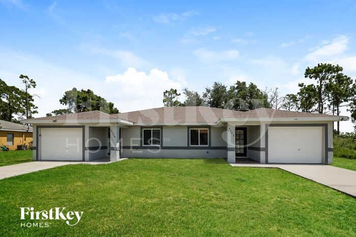 4722 13th St SW in Lehigh Acres, FL - Building Photo