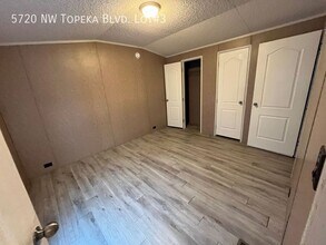 5720 NW Topeka Blvd in Topeka, KS - Building Photo - Building Photo