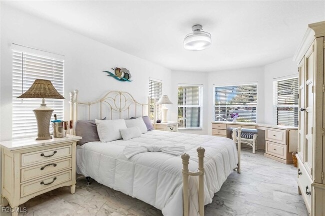 310 SE 47th St in Cape Coral, FL - Building Photo - Building Photo