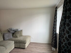 1820C7 Larch St in Kodiak, AK - Building Photo - Building Photo