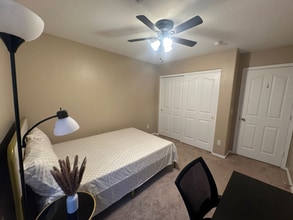 2215 W Nancy Ln in Phoenix, AZ - Building Photo - Building Photo