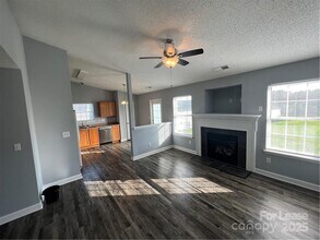 1216 Elise Marie Dr in Charlotte, NC - Building Photo - Building Photo