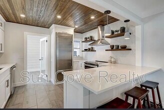 725 28th St N in St. Petersburg, FL - Building Photo - Building Photo