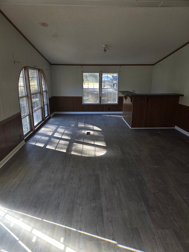 467 Paul St in Laurens, SC - Foto de edificio - Building Photo