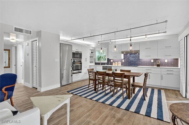 1549 Sandpiper St in Naples, FL - Building Photo - Building Photo